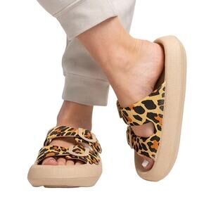 The Cloudies Sandals in Leopard, Size 6/7 (37/38)​​​​
